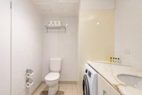 Roma Studio Apartment In Collins Street Melbourne Exterior photo