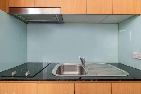 Roma Studio Apartment In Collins Street Melbourne Exterior photo